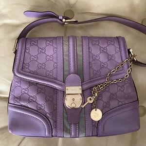 Gucci GG Embossed Guccissima Leather Treasure Bag Lavender Lock/Key Chain COA